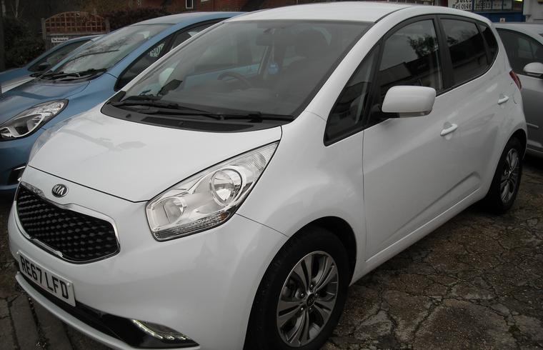 Kia Venga 3 1.6 Automatic