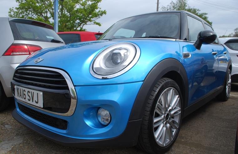 Mini Cooper Chilli Pack 1.5 5 Door SOLD