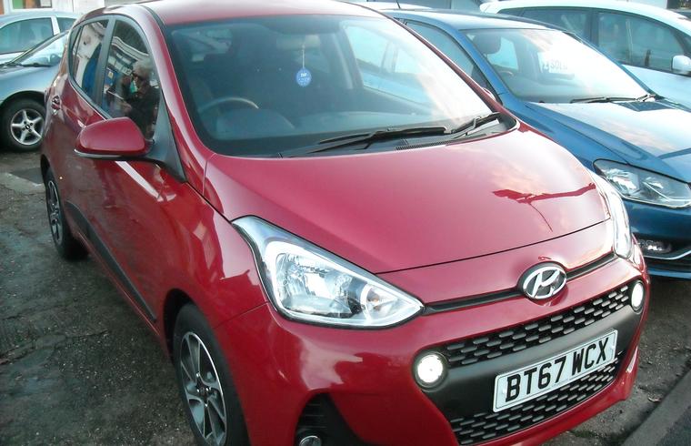 Hyundai i10 1.0 5dr Premium - New in